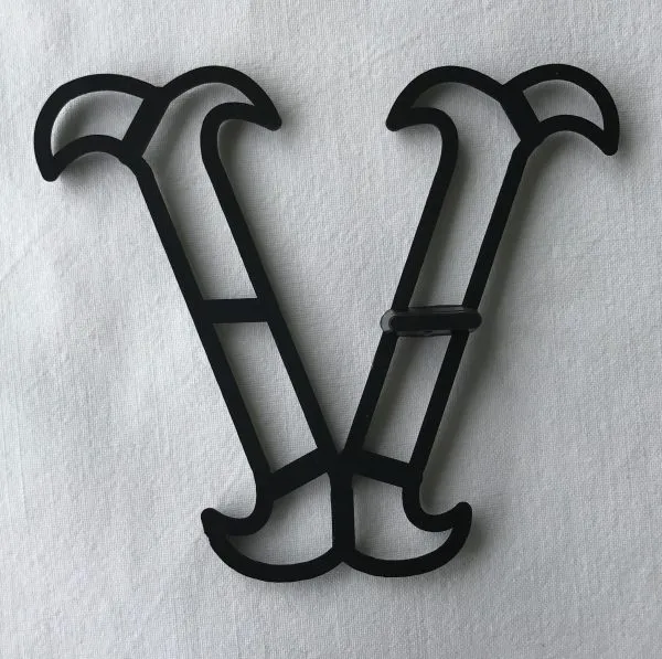 Extra Large Letter V Cutter (individual)