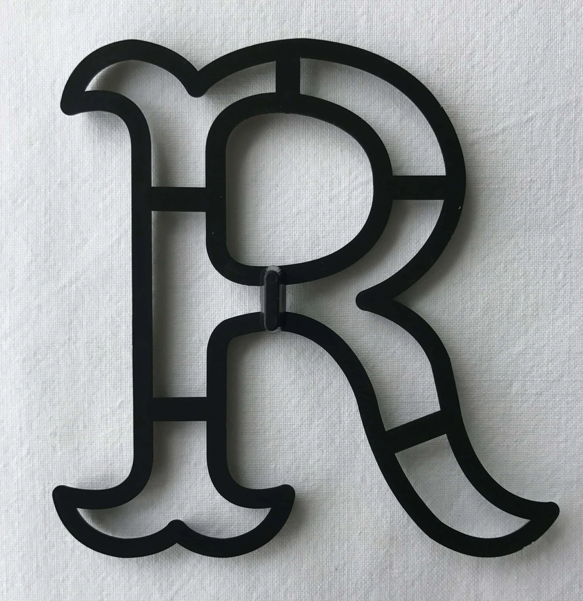Extra Large Letter R Cutter (individual)